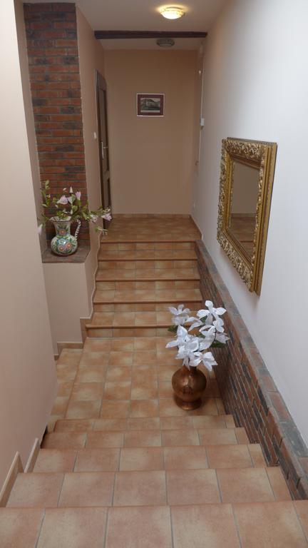 Dom Goscinny Brama Sudecka Lubawka Buitenkant foto