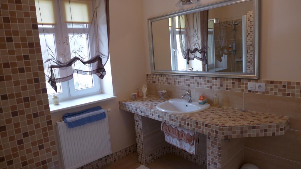 Dom Goscinny Brama Sudecka Lubawka Kamer foto